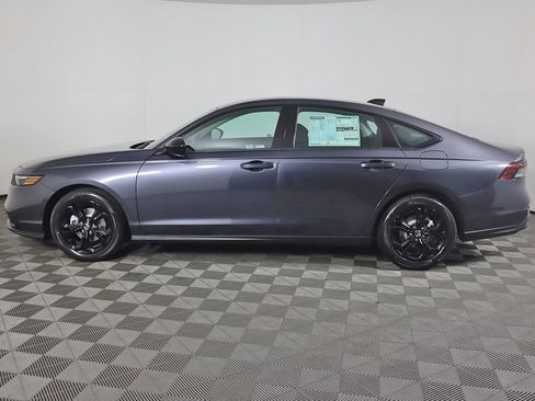 Certified 2025 Honda Accord SE image 8