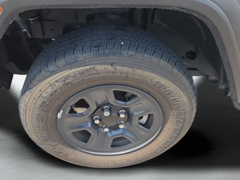 Used 2021 Jeep Wrangler Sport AWD/4WD image 28