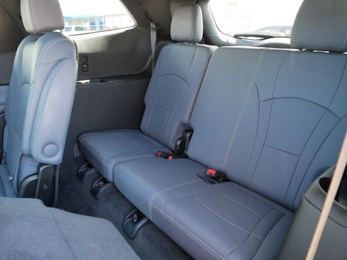 Used 2023 Buick Enclave Essence w/ Experience Buick Package AWD/4WD image 36