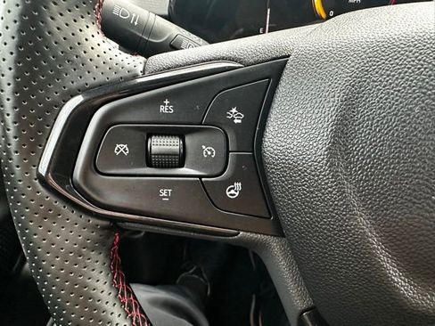 Used 2024 Chevrolet Trax RS w/ Driver Confidence Package image 30