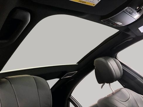 Used 2016 Mercedes-Benz S 550 4MATIC Sedan image 22