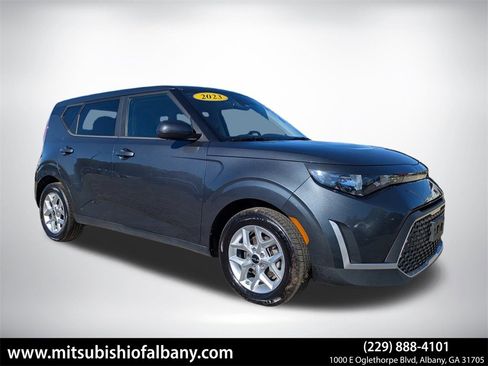 Used 2023 Kia Soul LX w/ Option Group 015 image 1