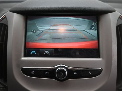 Used 2018 Chevrolet Cruze LS image 15