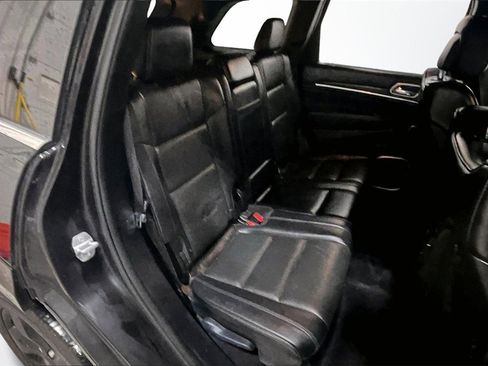 Used 2015 Jeep Grand Cherokee Overland w/ Advanced Technology Group image 24
