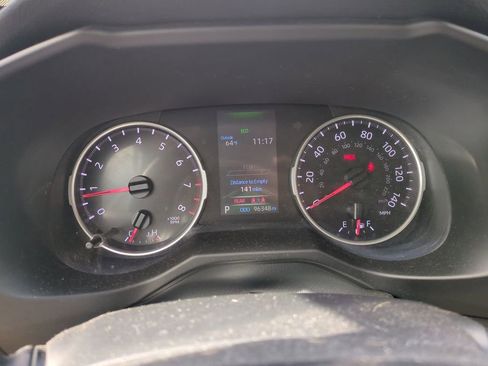 Certified 2021 Toyota RAV4 LE image 25