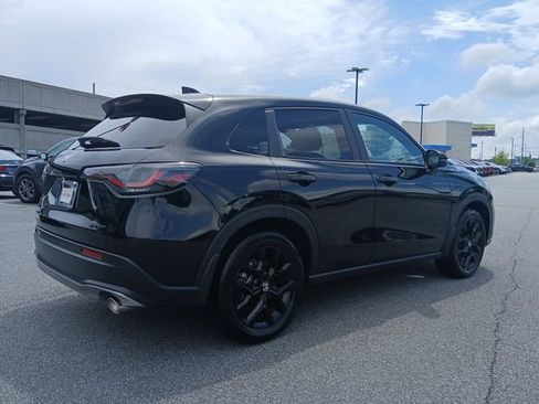 Certified 2025 Honda HR-V Sport image 4