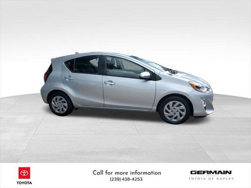 Certified 2015 Toyota Prius C Two image 5