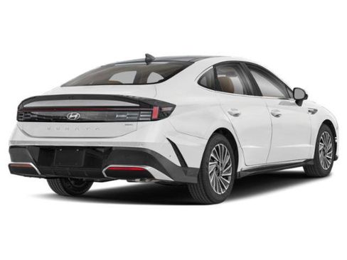 New 2026 Hyundai Sonata Limited image 3