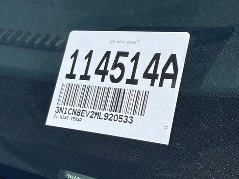 Used 2021 Nissan Versa SV image 7