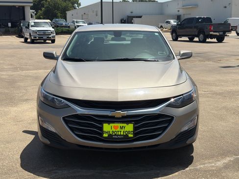 Used 2022 Chevrolet Malibu LT FWD image 6