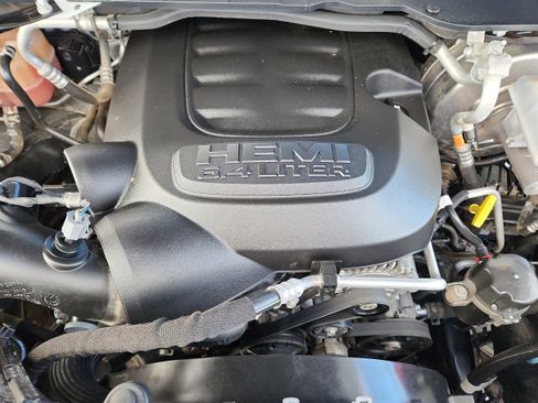 Used 2024 RAM 2500 Big Horn image 24