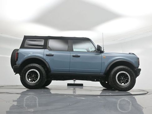 Certified 2021 Ford Bronco Badlands w/ Sasquatch Package image 48