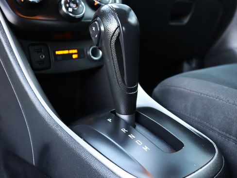 Used 2020 Chevrolet Trax LS FWD image 50