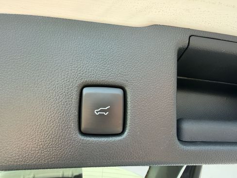 Used 2024 Ford Escape Active AWD/4WD image 27
