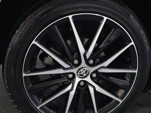 Used 2021 Toyota Camry SE image 31