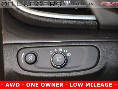 Certified 2021 Buick Encore Preferred w/ Safety Package II image 27