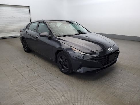 Used 2021 Hyundai Elantra SEL image 13