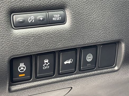 Used 2023 Nissan Murano SL image 38