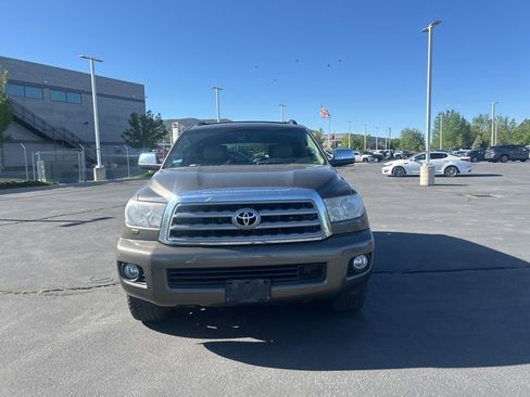 Used 2013 Toyota Sequoia Platinum AWD/4WD image 11