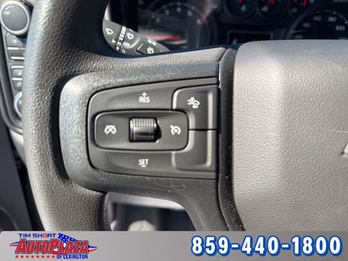 Used 2025 Chevrolet Silverado 2500 Custom w/ Custom Value Package image 25