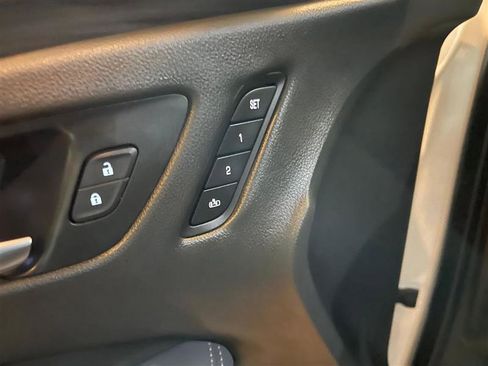 Used 2019 Buick Envision Essence image 20