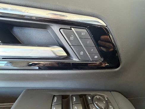 Used 2026 Chevrolet Tahoe RST w/ Comfort Package AWD/4WD image 23