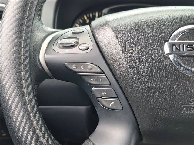 Used 2020 Nissan Pathfinder SL FWD image 13