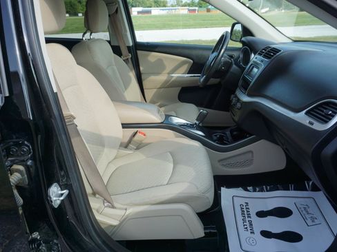 Used 2018 Dodge Journey SXT w/ Connectivity Group AWD/4WD image 22
