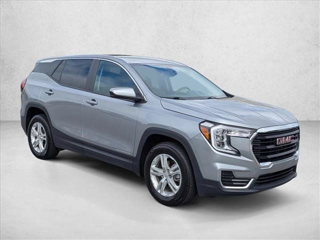 Used 2024 GMC Terrain SLE AWD/4WD image 3
