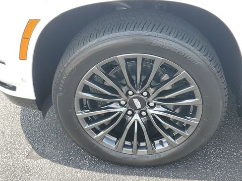 Certified 2025 Cadillac Escalade Sport Platinum AWD/4WD image 11