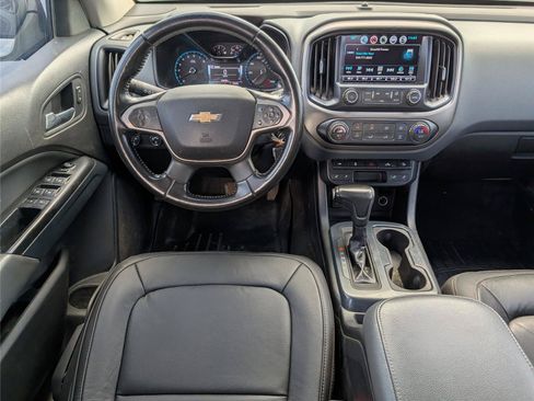 Used 2018 Chevrolet Colorado Z71 AWD/4WD image 29