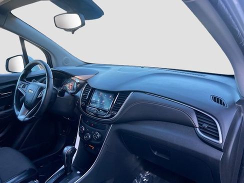 Used 2022 Chevrolet Trax LT w/ Driver Confidence Package AWD/4WD image 26