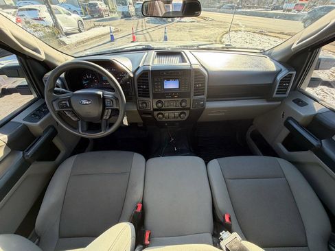 Used 2022 Ford F250 XL w/ Power Equipment Group image 32