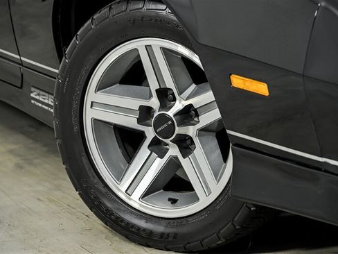 Used 1987 Chevrolet Camaro Z28 RWD image 3