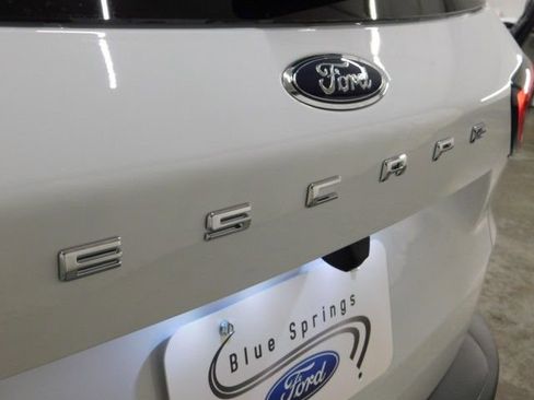 New 2026 Ford Escape Active w/ Cold Weather Package image 5