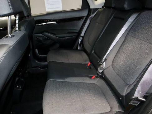 Used 2025 Kia Seltos X-Line AWD/4WD image 23