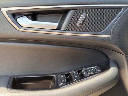 Used 2020 Ford Edge SEL w/ Convenience Package image 10