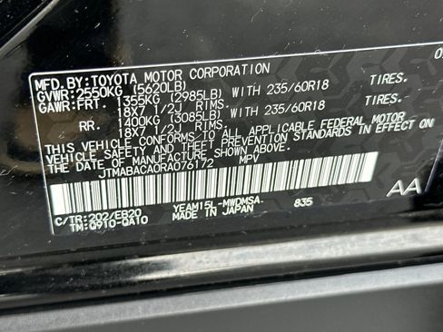 Used 2024 Toyota bZ4X AWD w/ Weather Package image 31