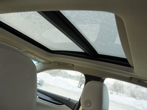 Used 2017 Cadillac XTS Luxury w/ Driver Awareness Package image 18