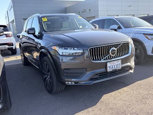Used 2023 Volvo XC90 B5 Core w/ Protection Package Premier AWD/4WD image 3