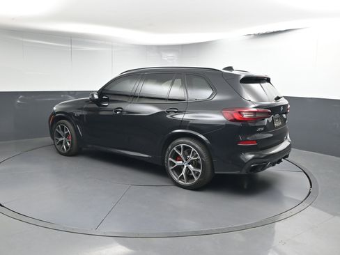 Used 2022 BMW X5 xDrive45e w/ M Sport Package image 3