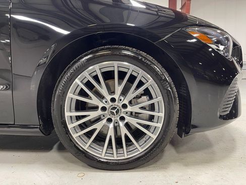 Used 2025 Mercedes-Benz CLA 250 4MATIC image 16