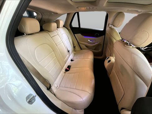 Used 2021 Mercedes-Benz GLC 300 image 20