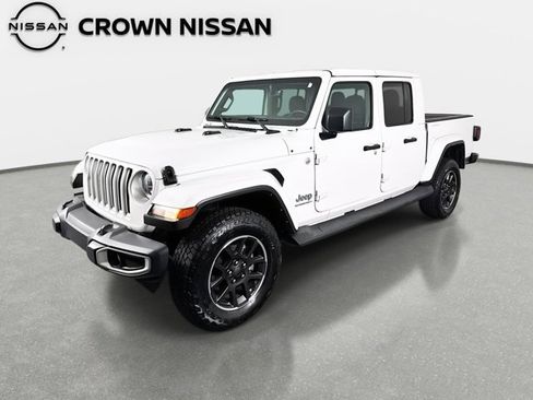 Used 2023 Jeep Gladiator Overland w/ Trailer Tow Package image 1