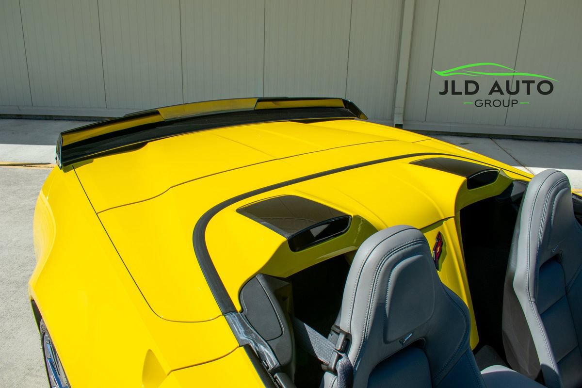 Used 2018 Chevrolet Corvette Z06 RWD image 36