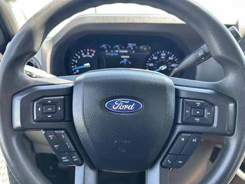 Used 2022 Ford E-350 and Econoline 350 Super Duty RWD image 36