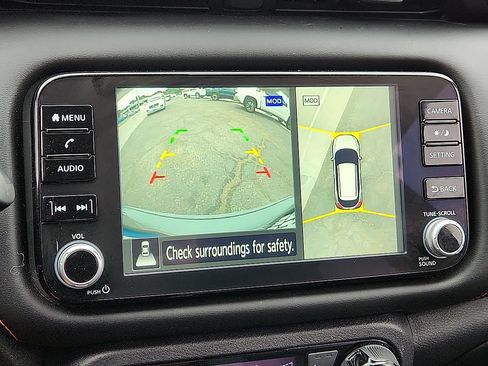 Used 2024 Nissan Kicks SR w/ SR Premium Package FWD image 8