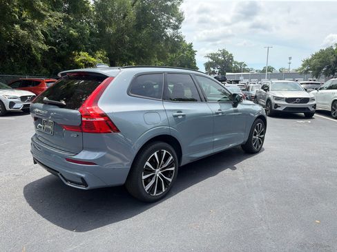 Used 2024 Volvo XC60 B5 Plus w/ Protection Package Premier AWD/4WD image 17