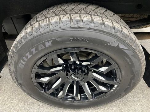 Used 2022 Chevrolet Silverado 1500 LT Trail Boss w/ Bed Protection Package image 14