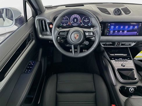 New 2026 Porsche Cayenne Coupe image 23